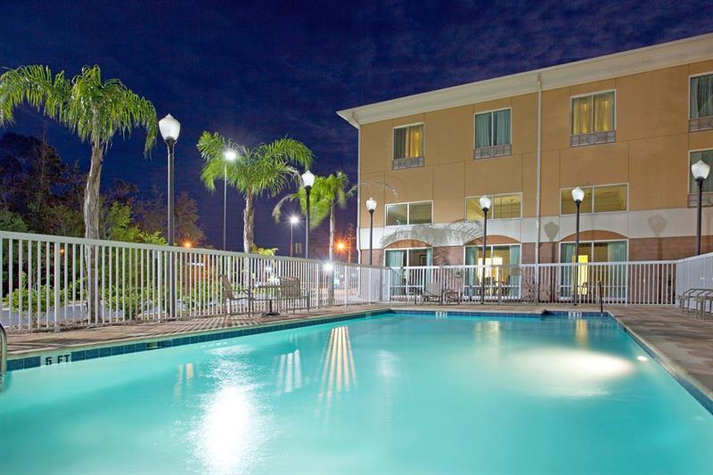 Holiday Inn Express Hotel & Suites Jacksonville North-Fernandina By Ihg Yulee Exterior foto